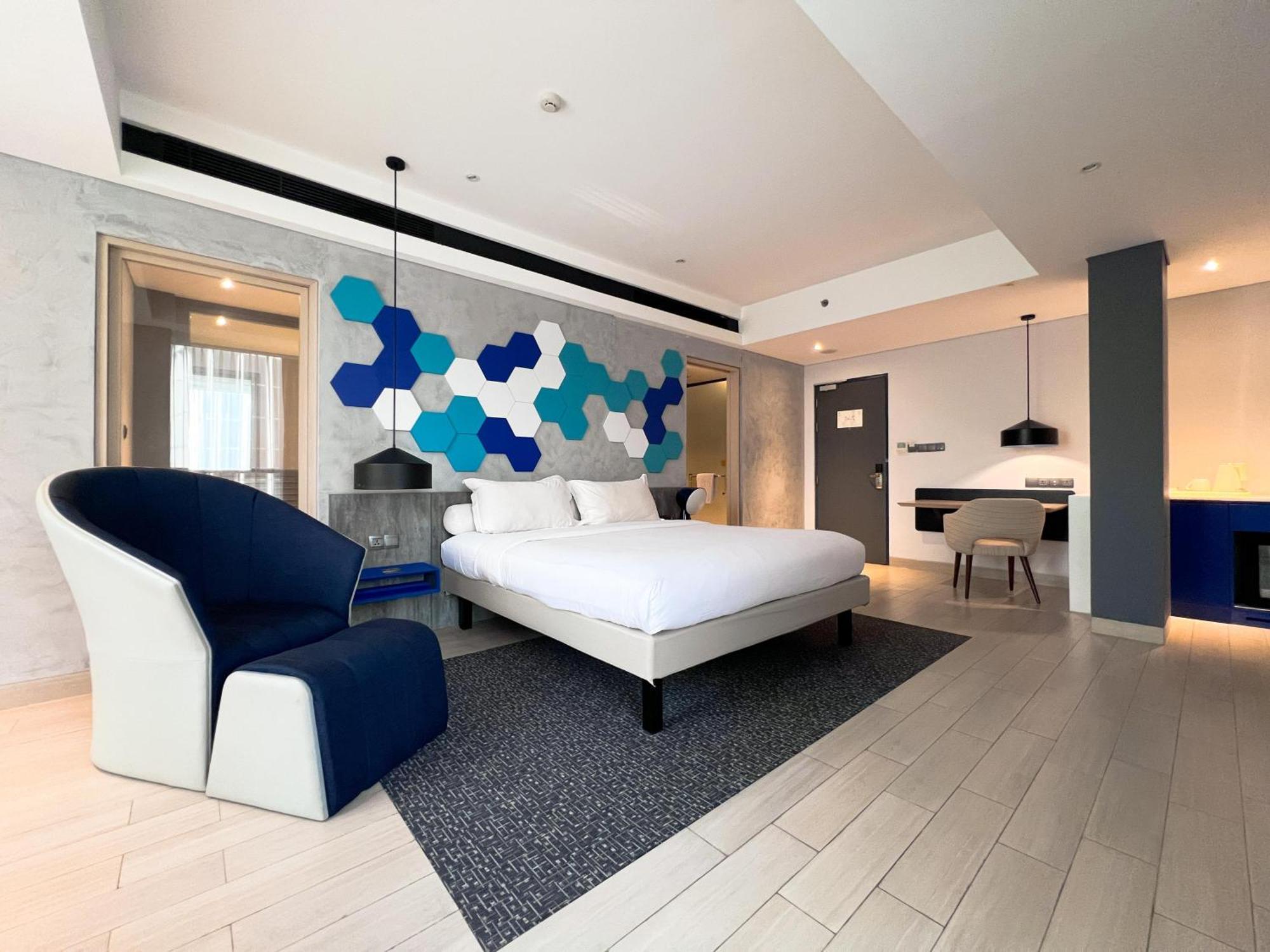 Ibis Styles Batam Nagoya Hotel Eksteriør billede