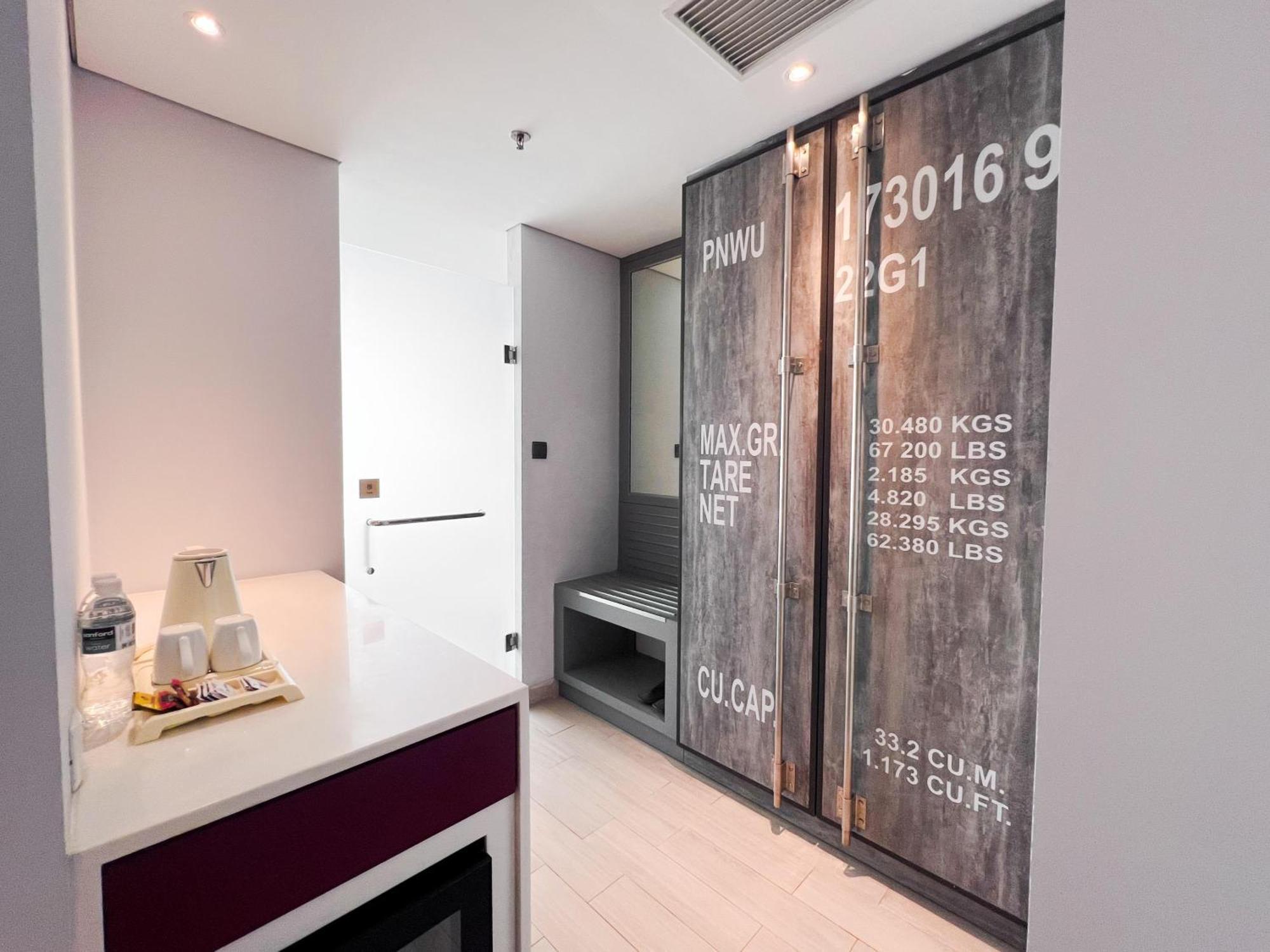 Ibis Styles Batam Nagoya Hotel Eksteriør billede