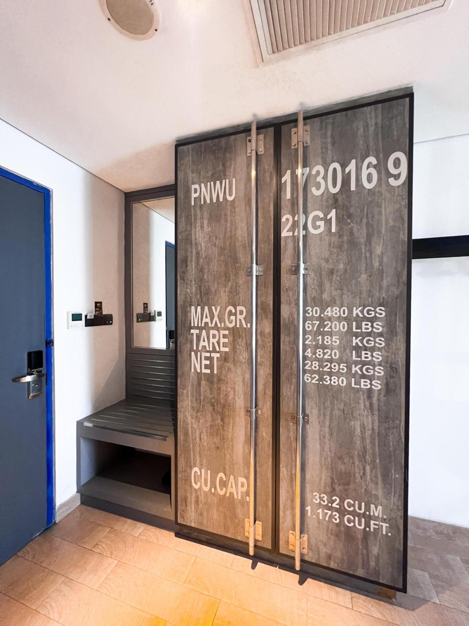 Ibis Styles Batam Nagoya Hotel Eksteriør billede