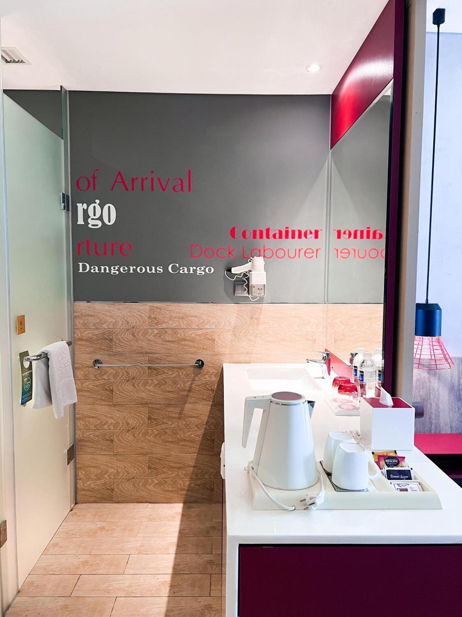 Ibis Styles Batam Nagoya Hotel Eksteriør billede
